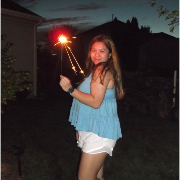 Meet your Posher, Jes - Picture 1 of 1